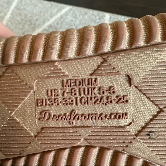 DearFoams Gray Faux Sheepskin Lined Bootie Slippers Size M 7-8 - Picture 7 of 8